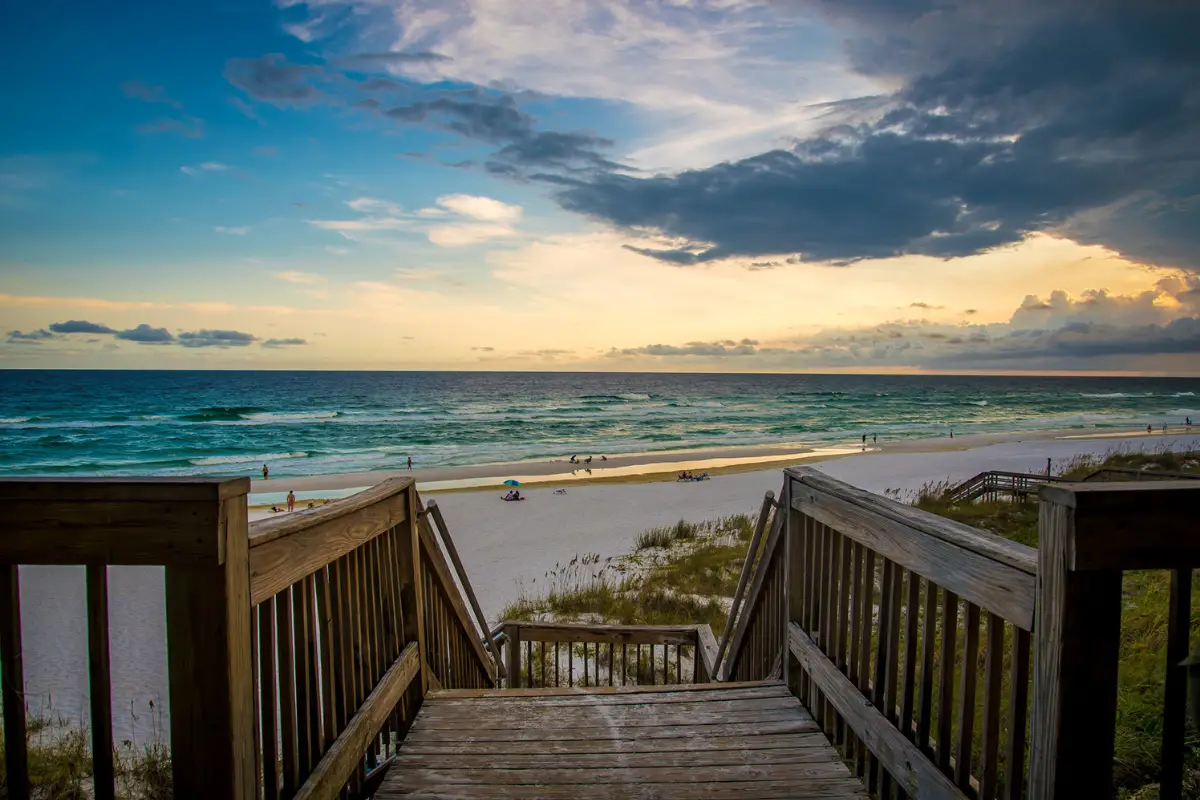 You are currently viewing Navarre Beach: How to Avoid the Crowds