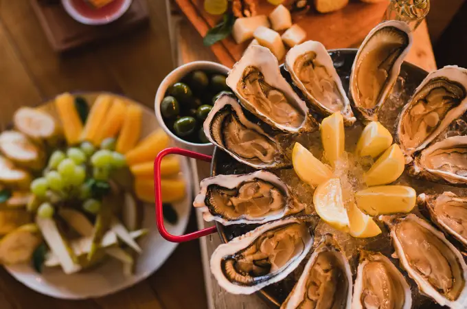 best-oyster-bars-in-destin