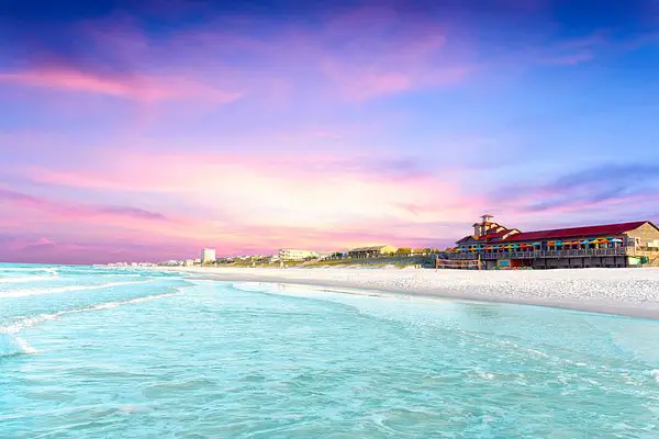 You are currently viewing Top Florida Beaches to Visit in January: Your Ultimate Guide
