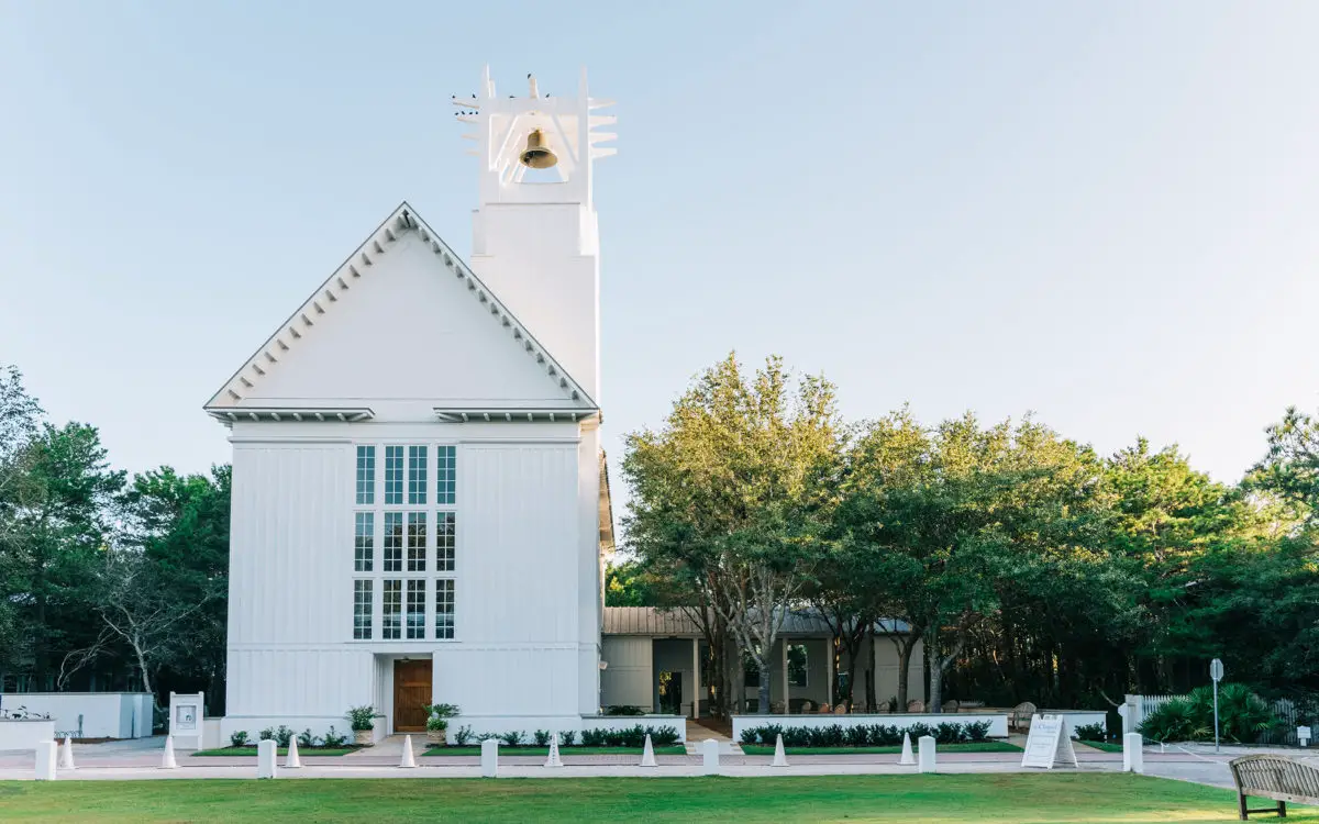 You are currently viewing Discover the Charming Chapel in Seaside, Florida